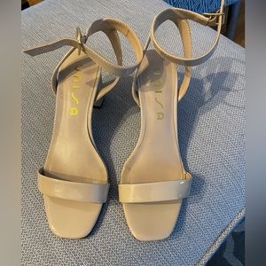 UNISA block heel sandals- size 6.5 M